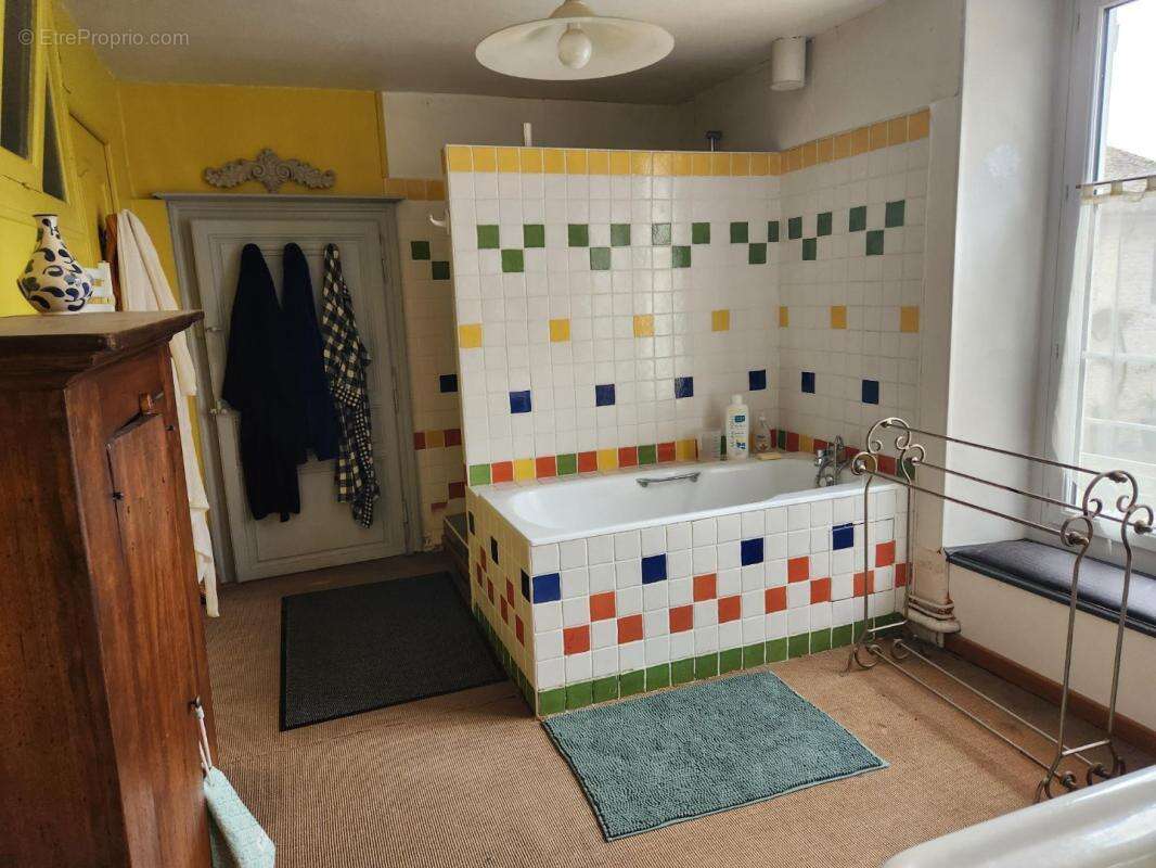 Maison à COUHE