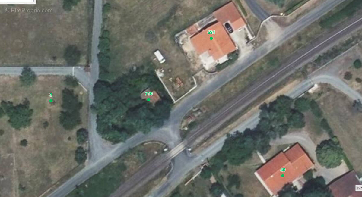 Maison à LESCURE-D'ALBIGEOIS