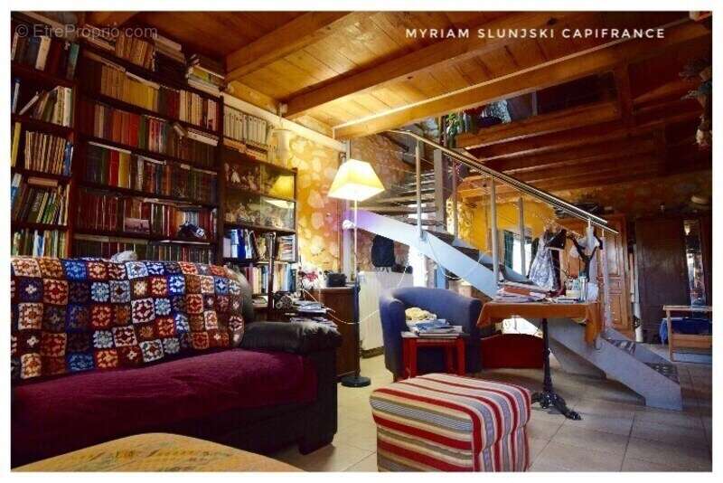 Maison à RIVIERE-SAAS-ET-GOURBY