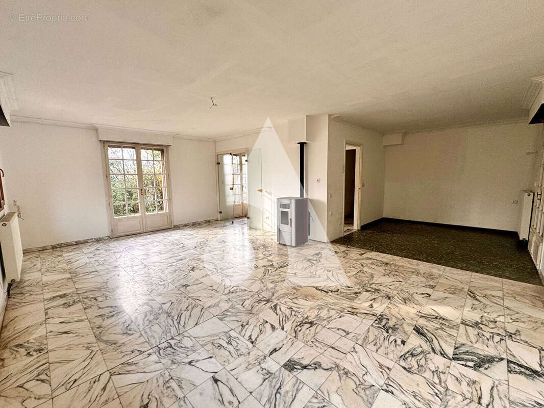 Maison à QUIERY-LA-MOTTE