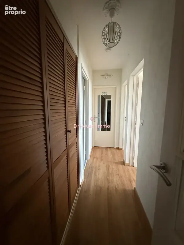 Appartement 5 pièces 107 m² à vendre à Chateauroux (36000) - photo 26