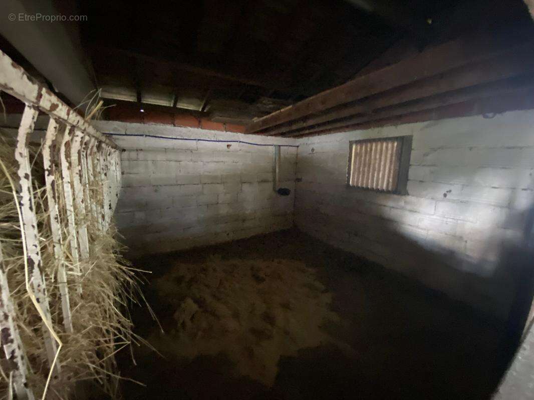 Maison à LES MATHES