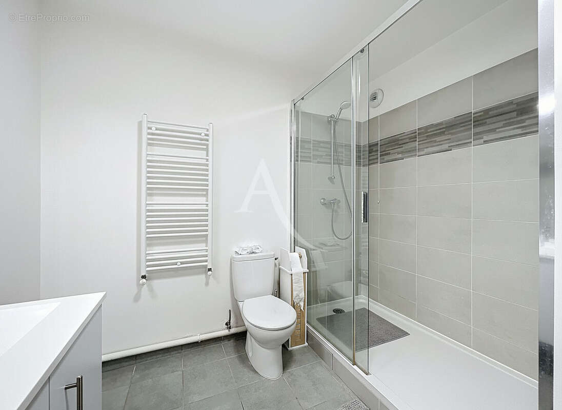 Appartement à COLOMBES