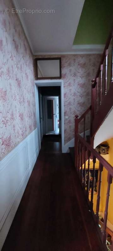 Maison à ESCLES-SAINT-PIERRE