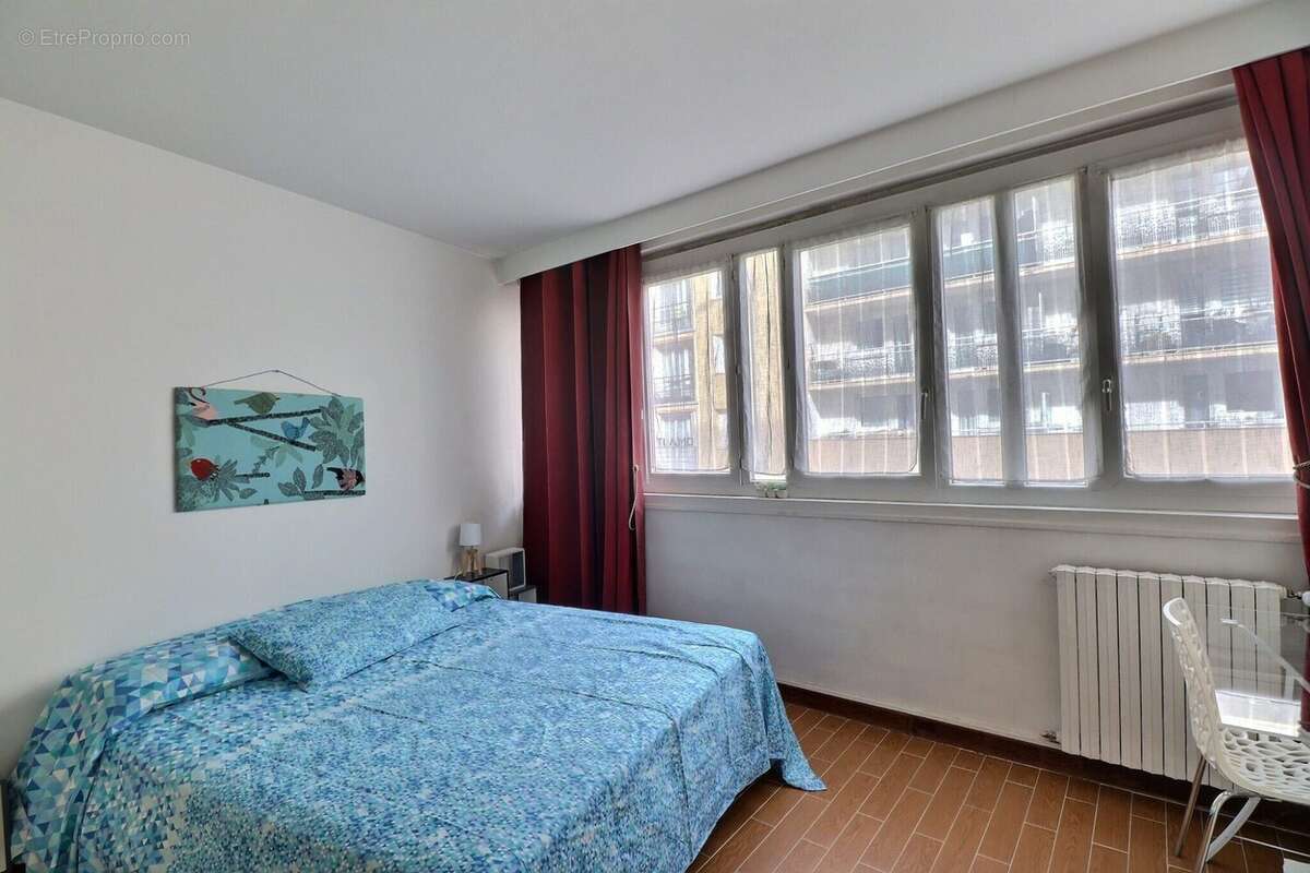 Appartement à MONTROUGE