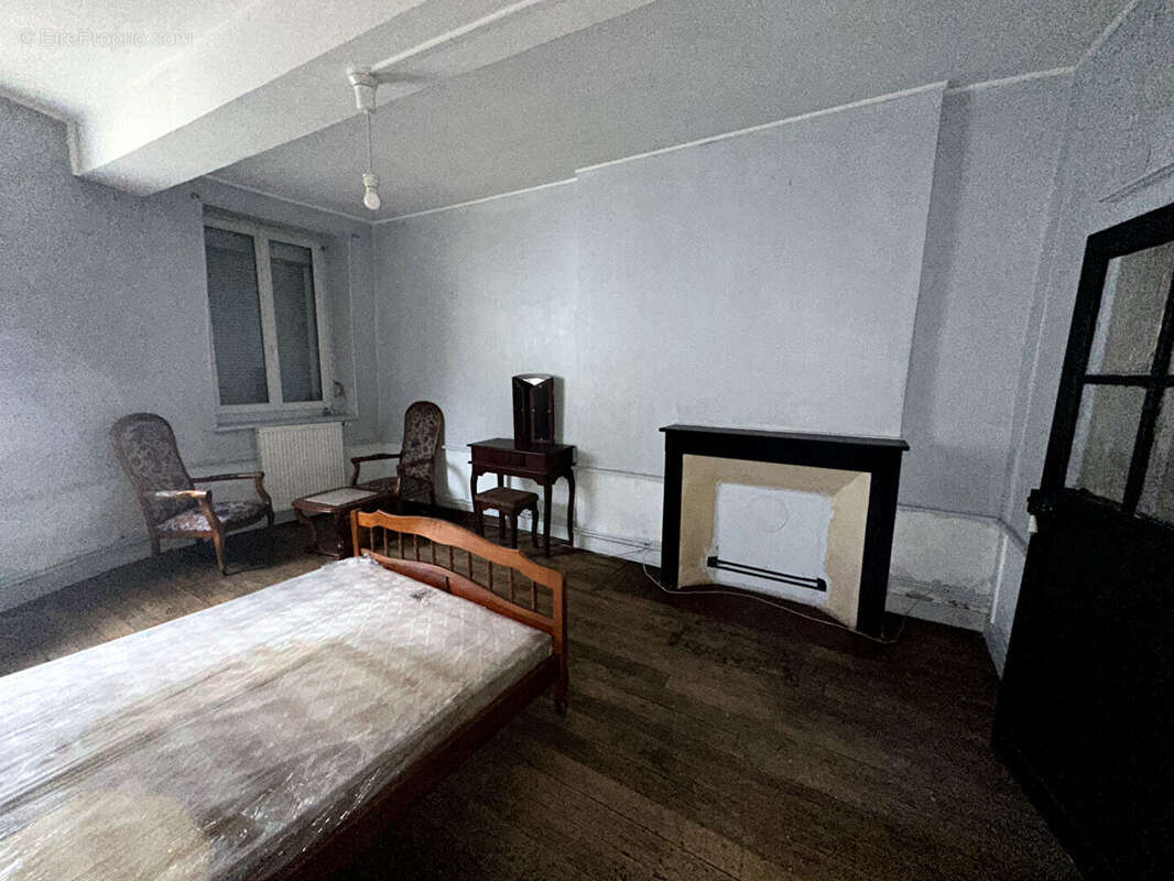 Maison à MARLE