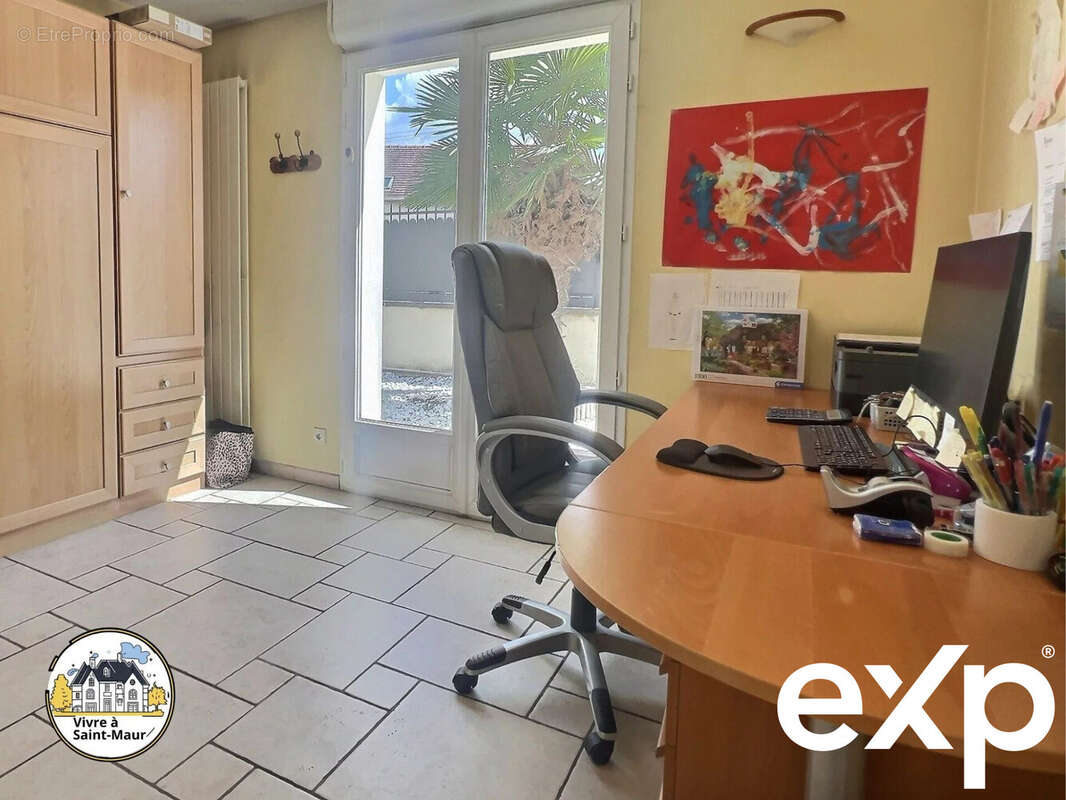 Maison à SAINT-MAUR-DES-FOSSES