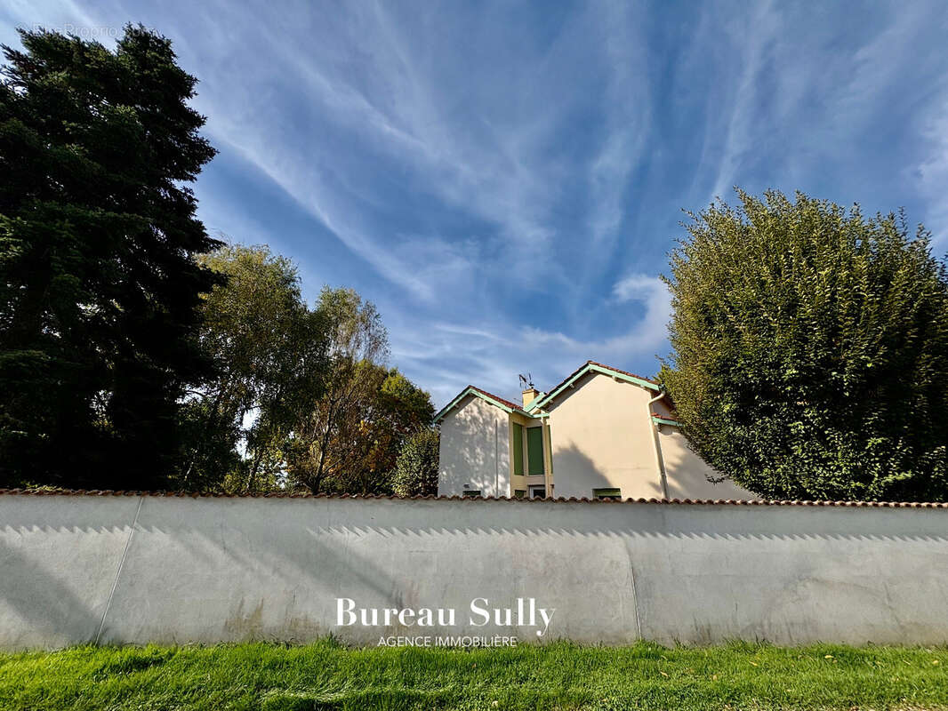 Maison à CHATILLON-SUR-CHALARONNE