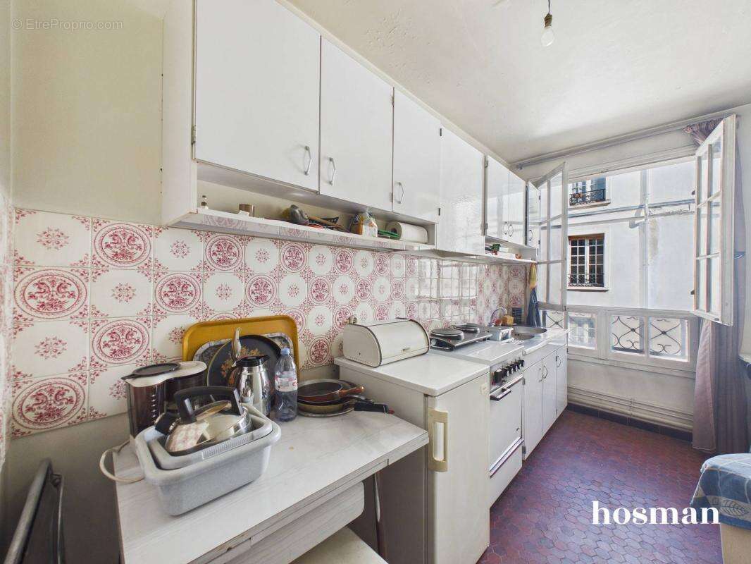 Appartement à PARIS-4E