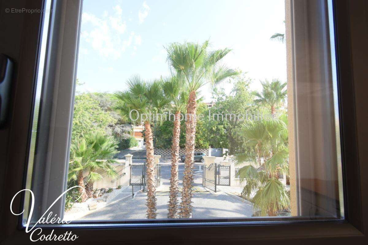 HYÈRES – T3 70 m² avec terrasse, garage – Résidence prisée proche centre-ville 83400 - photo 19