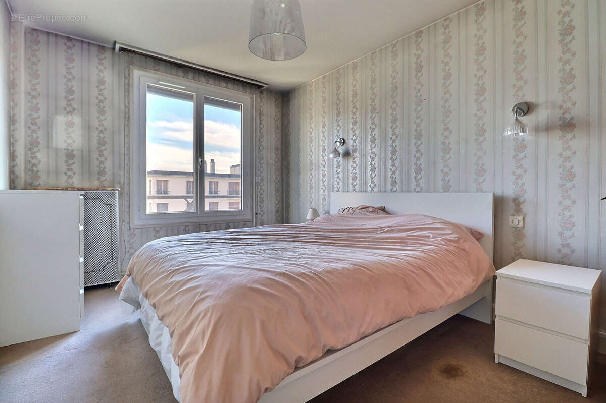 Appartement à AUBERVILLIERS