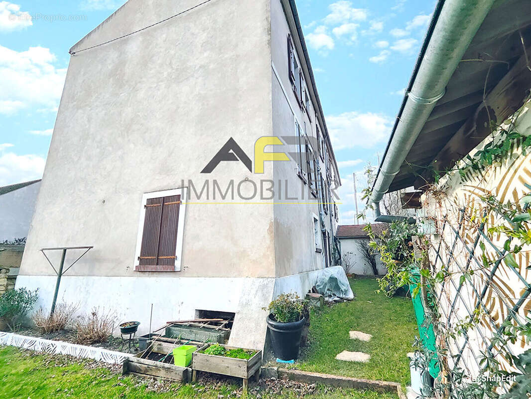 Appartement à CARRIERES-SUR-SEINE