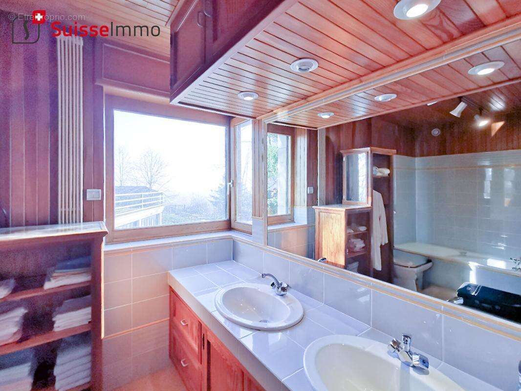 Maison à L'ISLE-SUR-LE-DOUBS