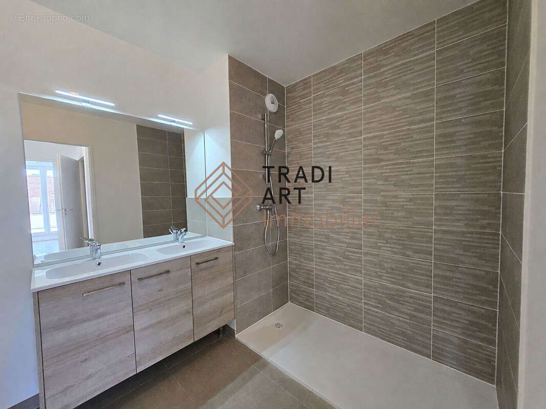 Appartement à GRIGNY