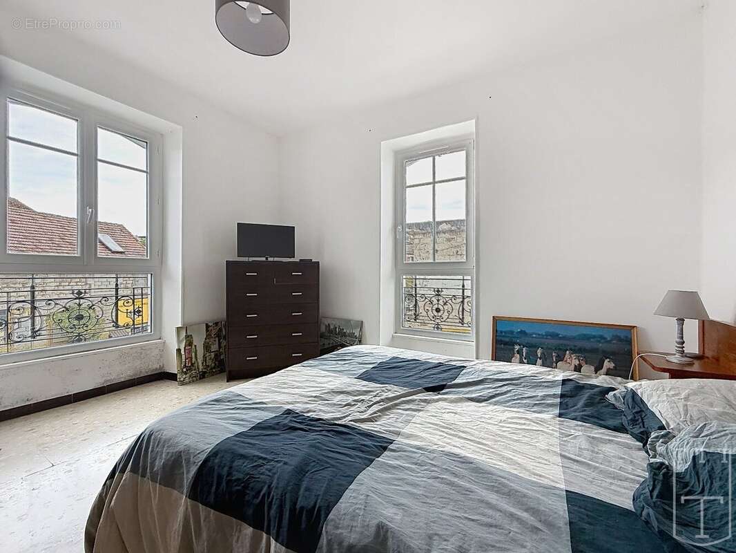 Appartement à RUOMS