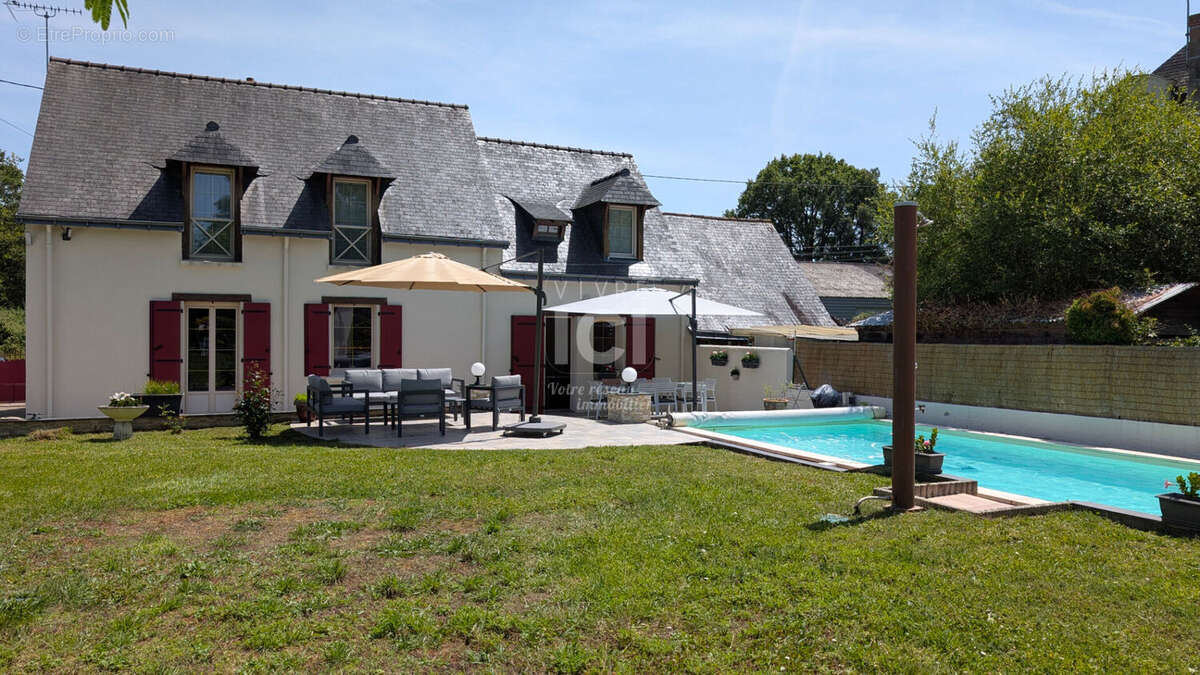 Maison à SAINT-BARTHELEMY-D'ANJOU