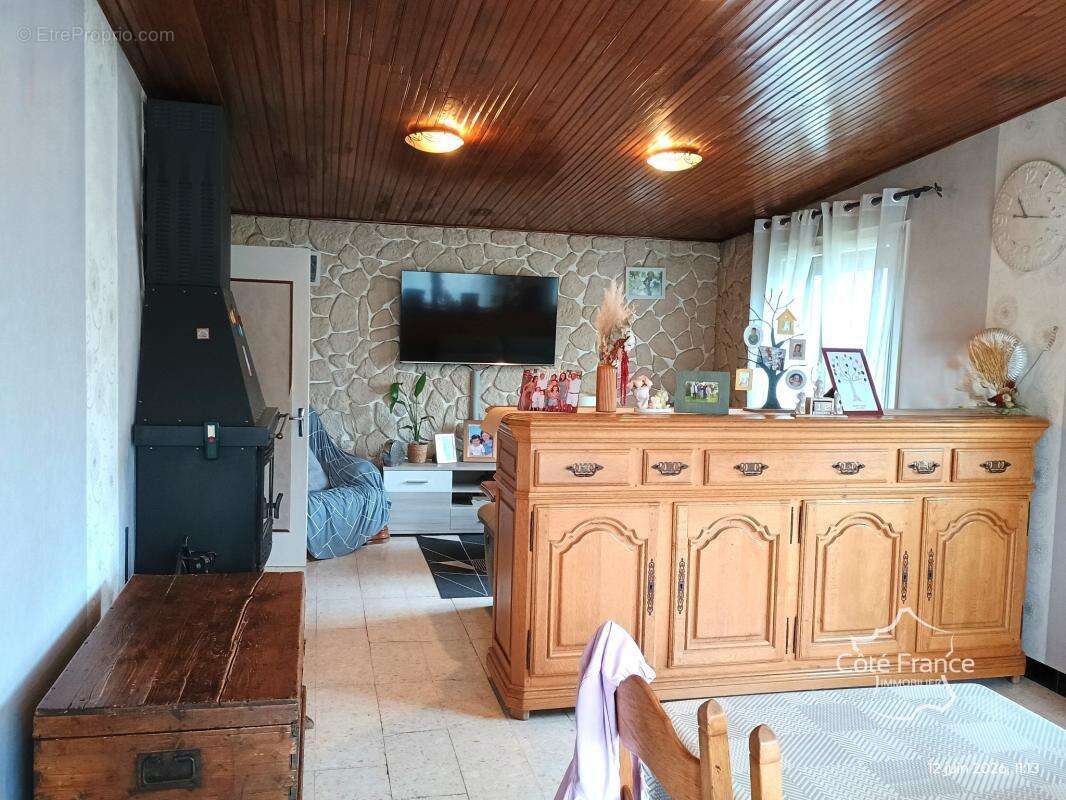 AISNE - HIRSON - Pavillon sur sous-sol, proche centre ville - photo 3
