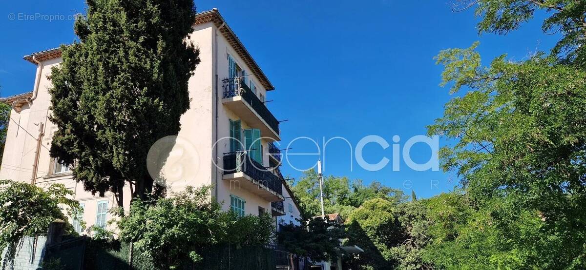 Appartement à GRASSE