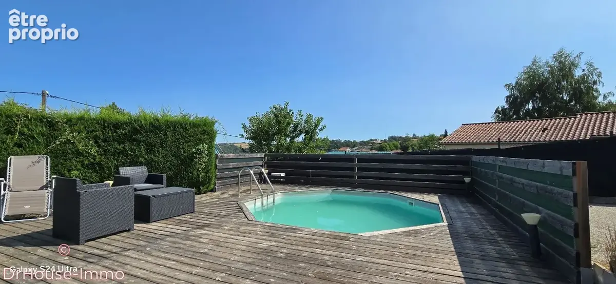 Maison 6 pièces 146 m² à vendre à Le Chambon-Feugerolles (42500) - photo 28