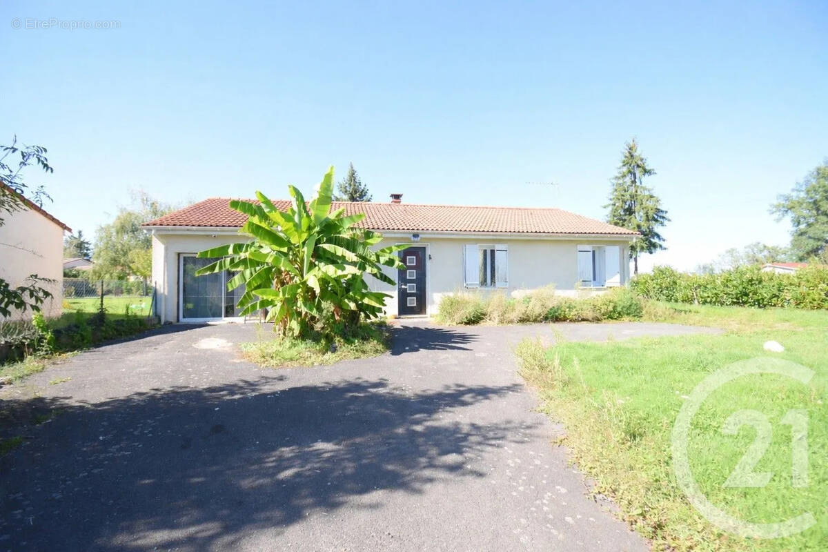 Maison à SAINT-SYLVESTRE-PRAGOULIN