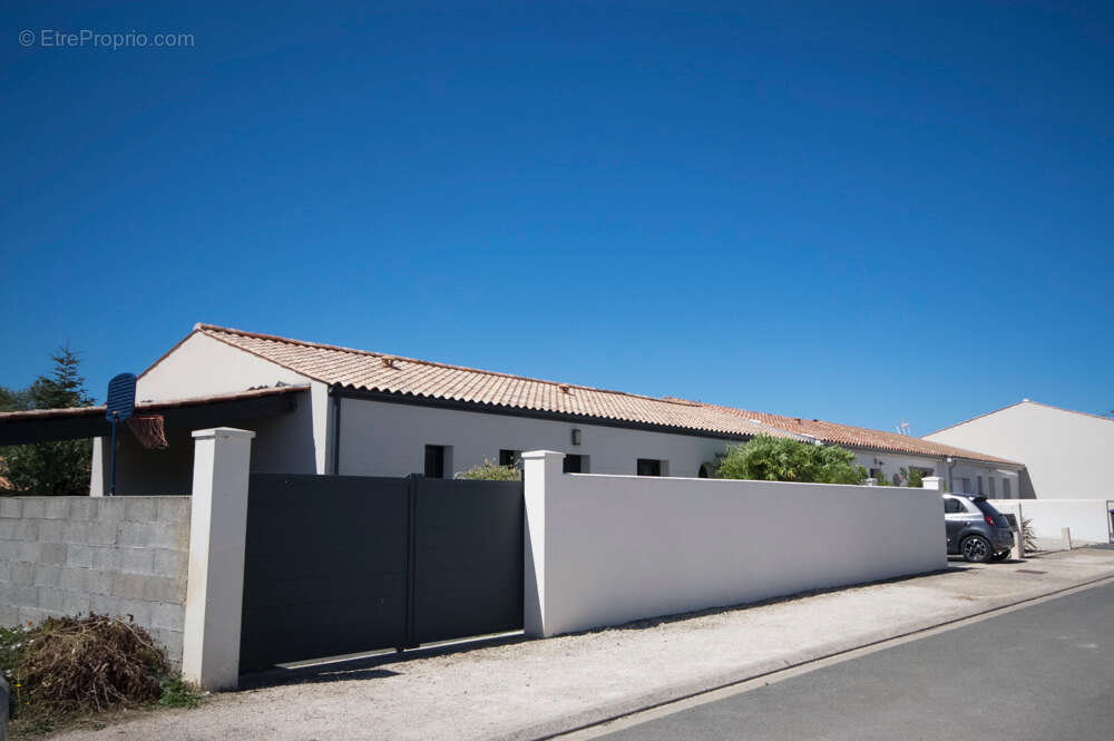 Maison à SAINT-VIVIEN