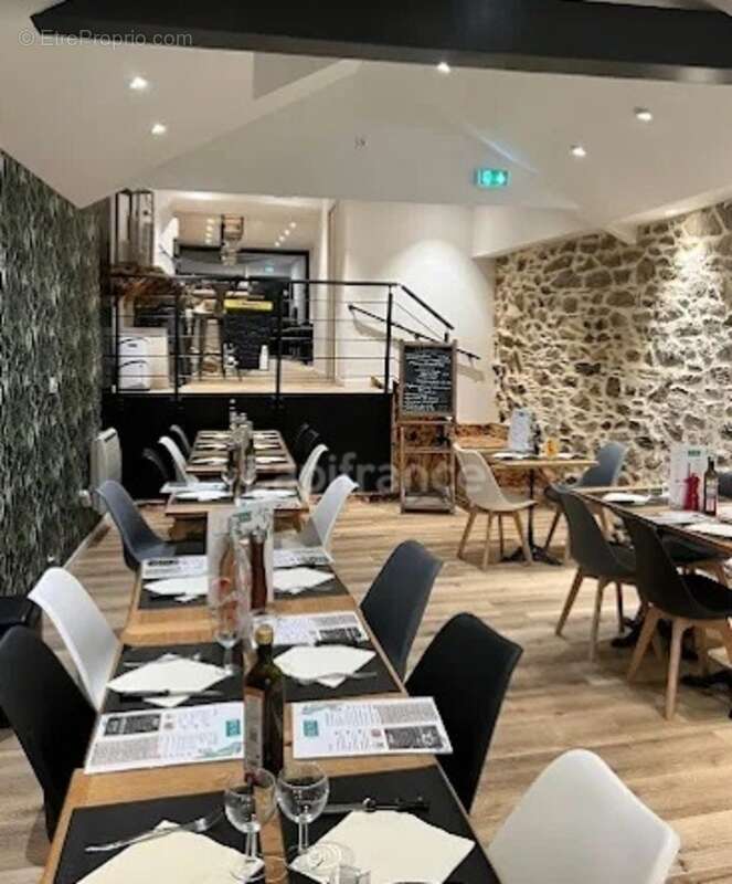 Commerce à LAMBALLE