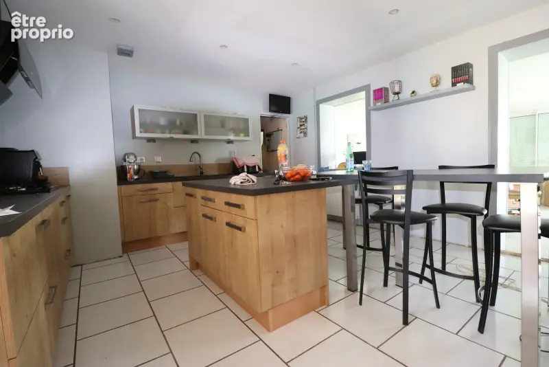 Maison Toury Lurcy 6 pièce(s) 159 m2 - photo 3