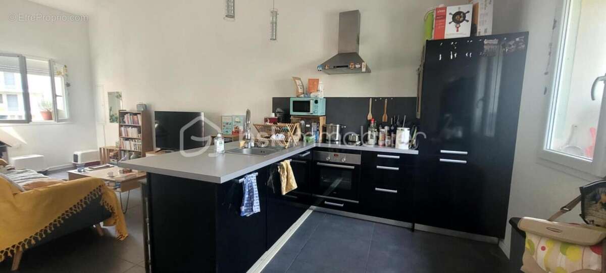 Appartement à SAINT-PAUL-TROIS-CHATEAUX