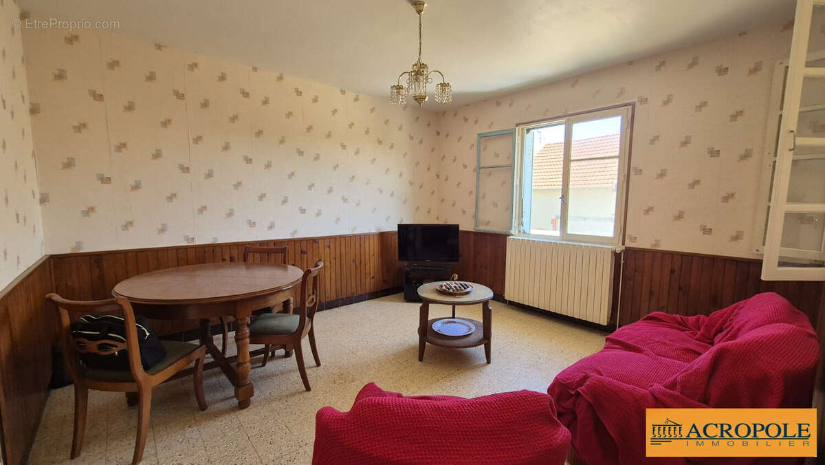 Maison à NEUVY-DEUX-CLOCHERS