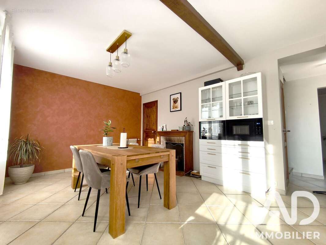 Maison 84 m² à Conde-Sainte-Libiaire  - photo 3