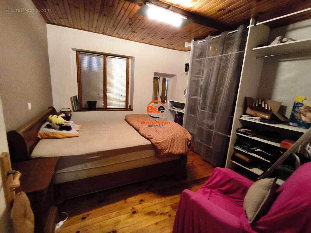 A vendre Maison Vigneronne 3 chambres Dallet - Agence Immobilière BSLE - Bien Se Loger Ensemble Pont du Château - Maison à DALLET