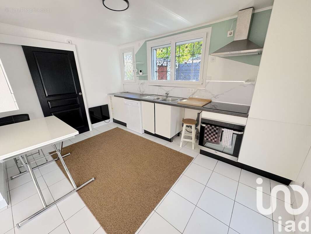 Photo 2 - Maison à TRAPPES