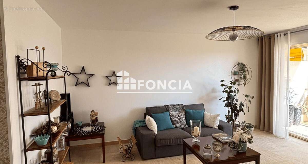 Appartement à LE CANNET