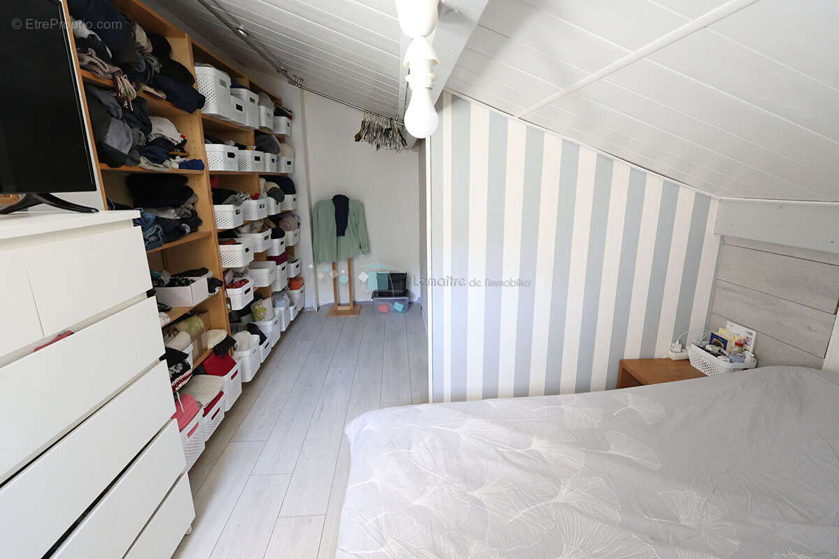 Maison à SAINT-CEZAIRE-SUR-SIAGNE