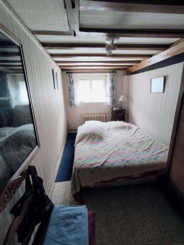 Maison à CHAMPSECRET