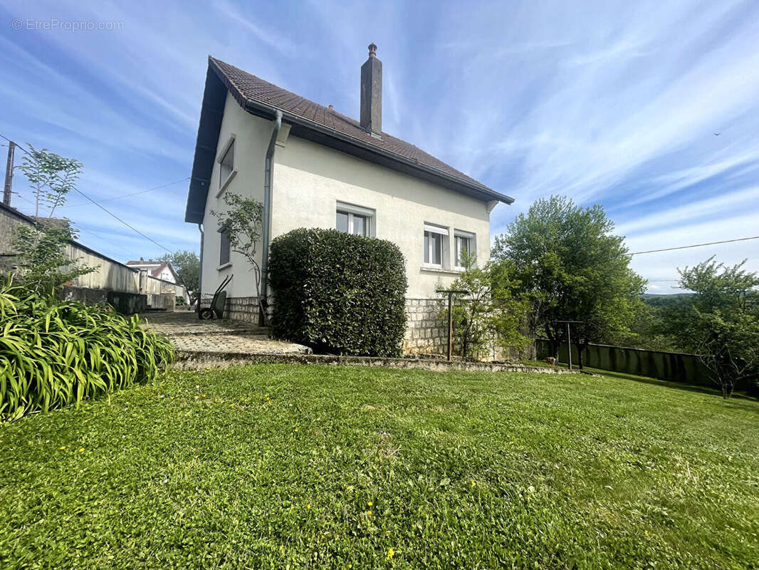 Maison à SAINT-VIT
