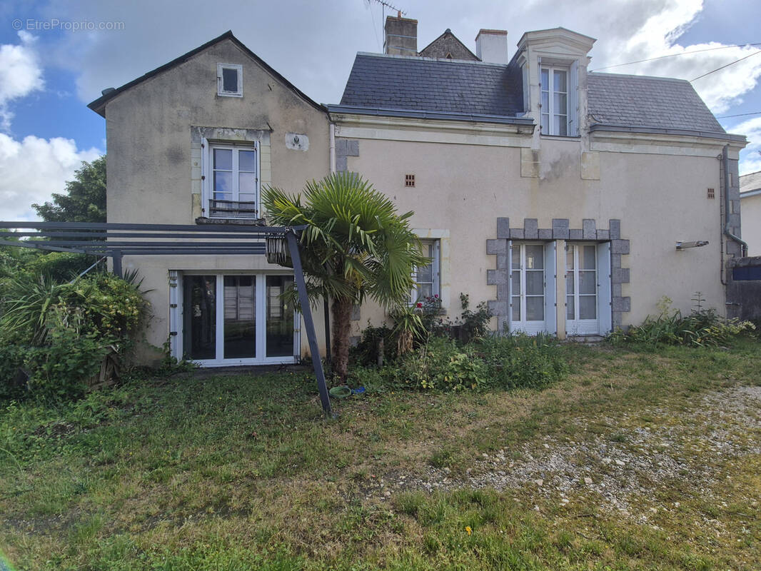 Maison à SABLE-SUR-SARTHE