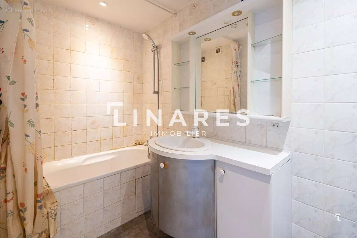 Appartement à MARSEILLE-13E