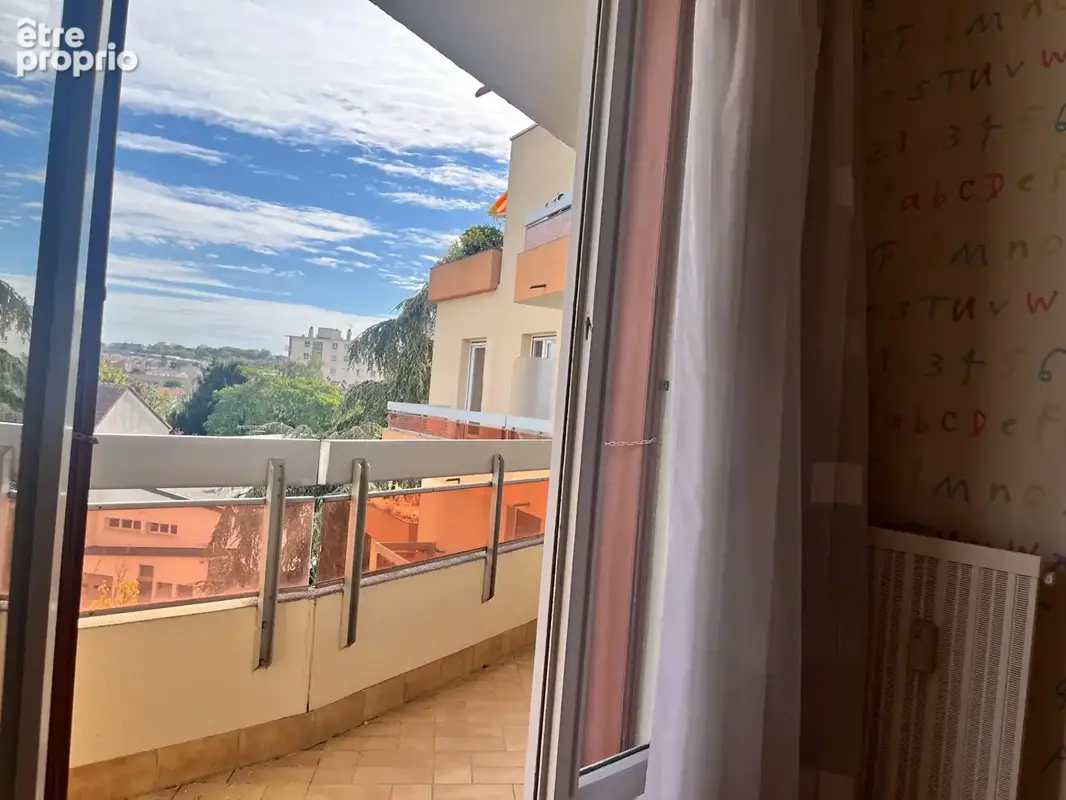 Appartement Reims 3 pièce(s) 74.30 m2 - photo 8