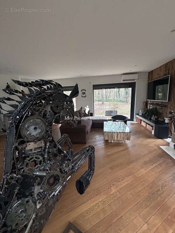 Maison à FONTAINEBLEAU