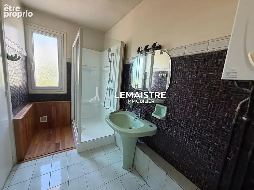 Appartement à vendre - Les Gobelins - 100 m² - 2 chambres - Grand balcon filant, garage - photo 10