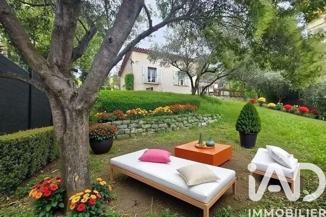 Photo 2 - Maison à LA SEYNE-SUR-MER