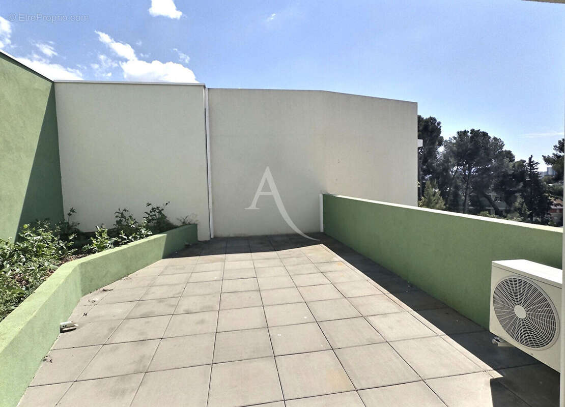 Appartement à MARSEILLE-13E