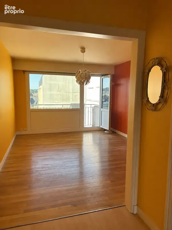Quimper   appartement t3 avec balcon, belle vue degagee et parking privatif - photo 5