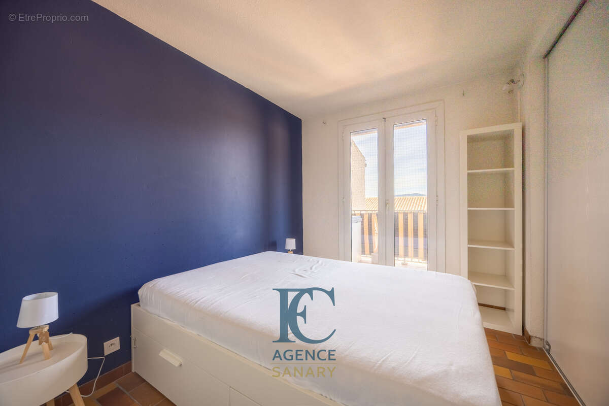 Appartement à SAINT-CYR-SUR-MER