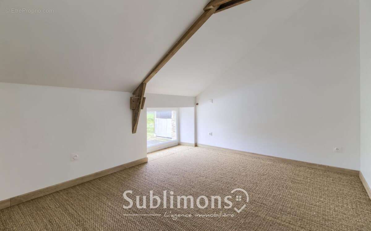 Maison à LA CHAPELLE-NEUVE