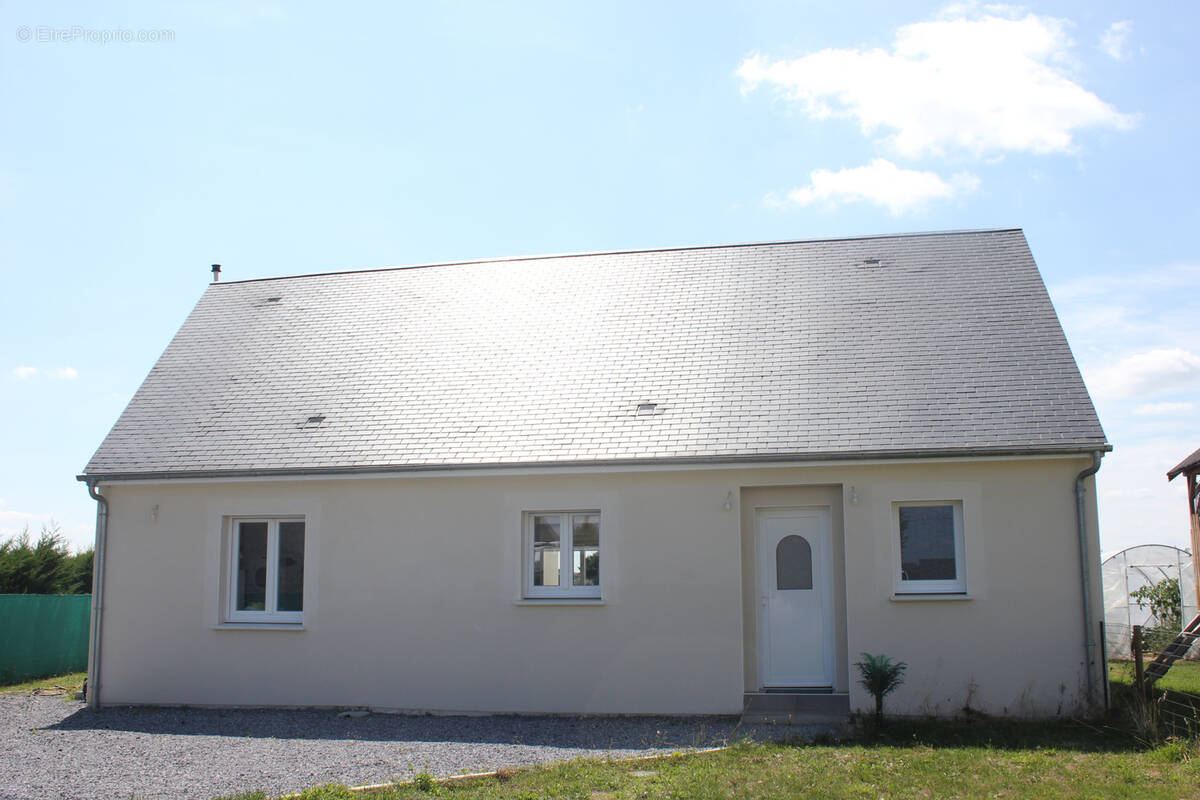 Maison à LA CHAPELLE-SUR-LOIRE
