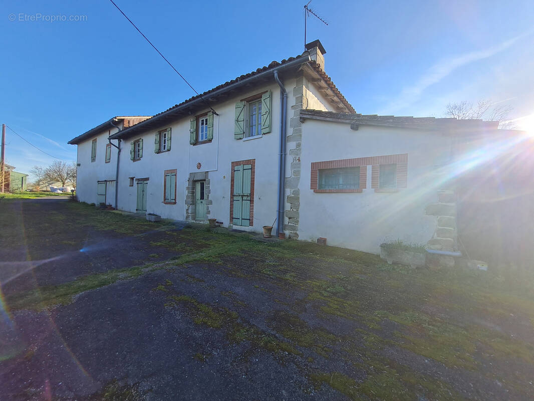 Maison à CARAMAN