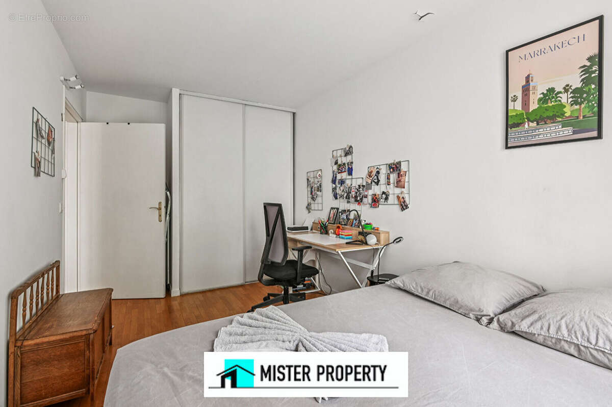 Appartement à LEVALLOIS-PERRET