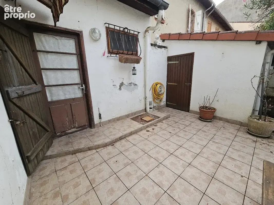 Seysses maison de village t3/4 avec cour - photo 2